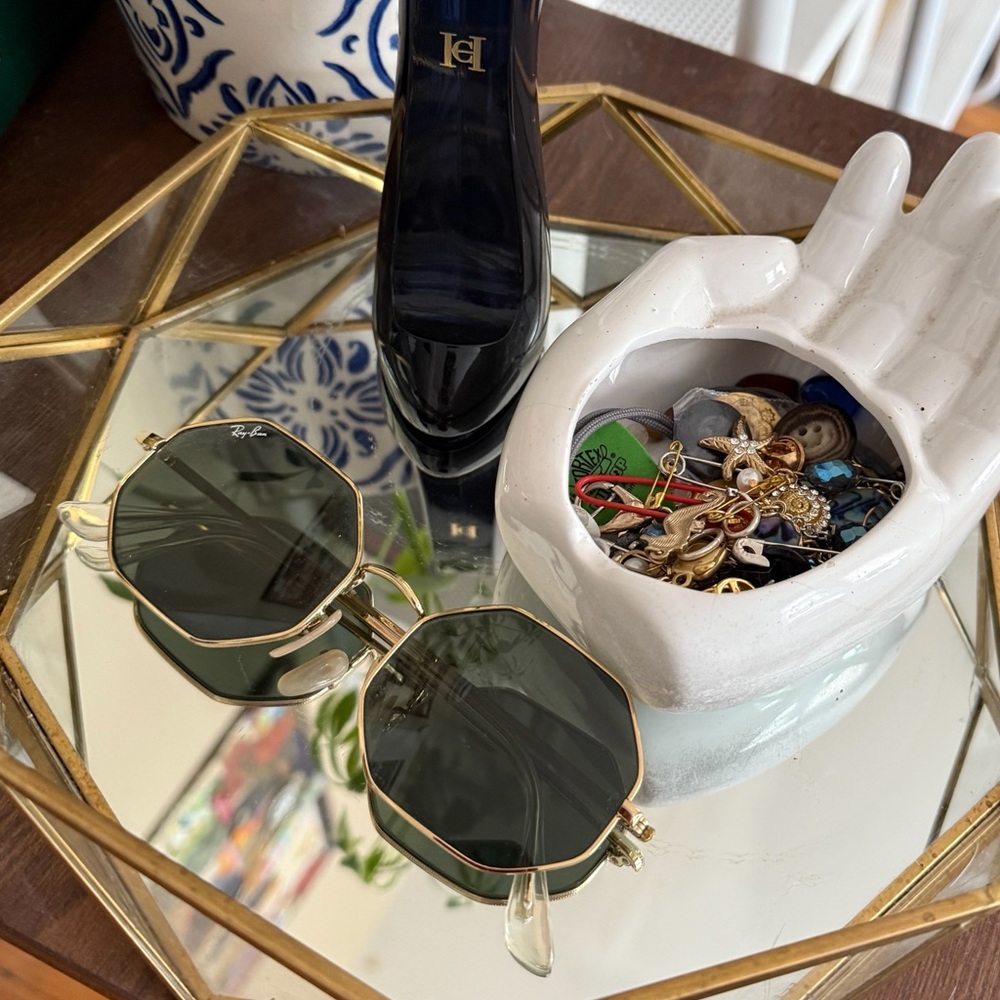 Ray-Ban 1972 Octagonal Sunglasses with Gold Frame